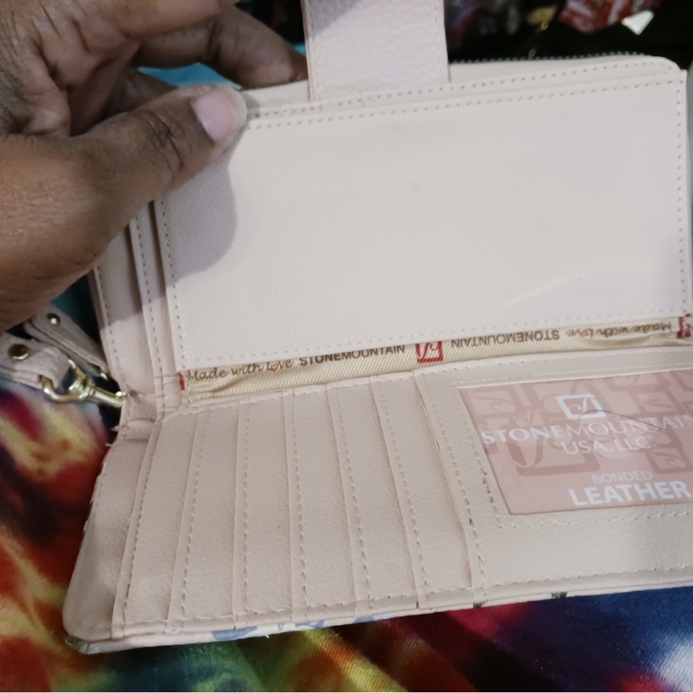 Wallet - Picture 2 of 2